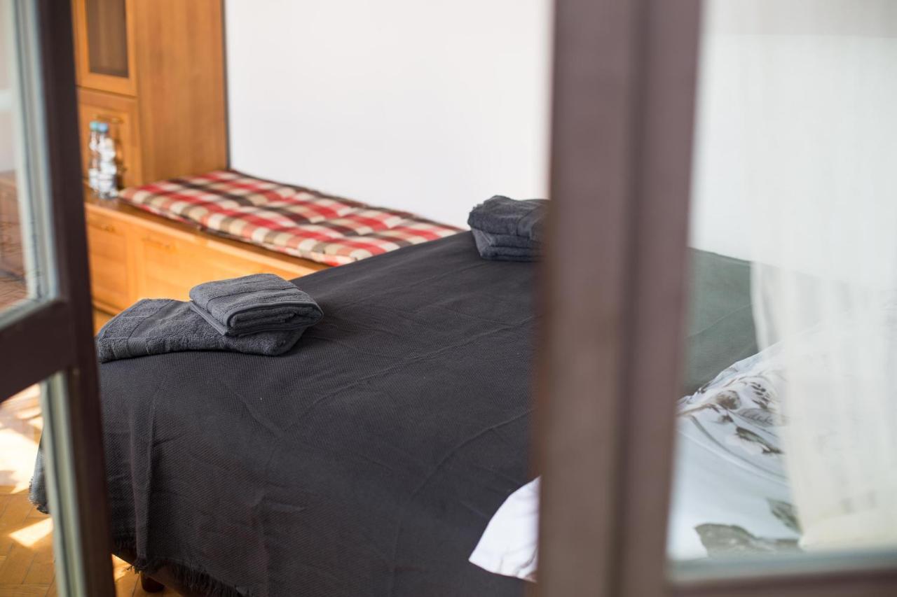 V Hostel Варшава Екстериор снимка