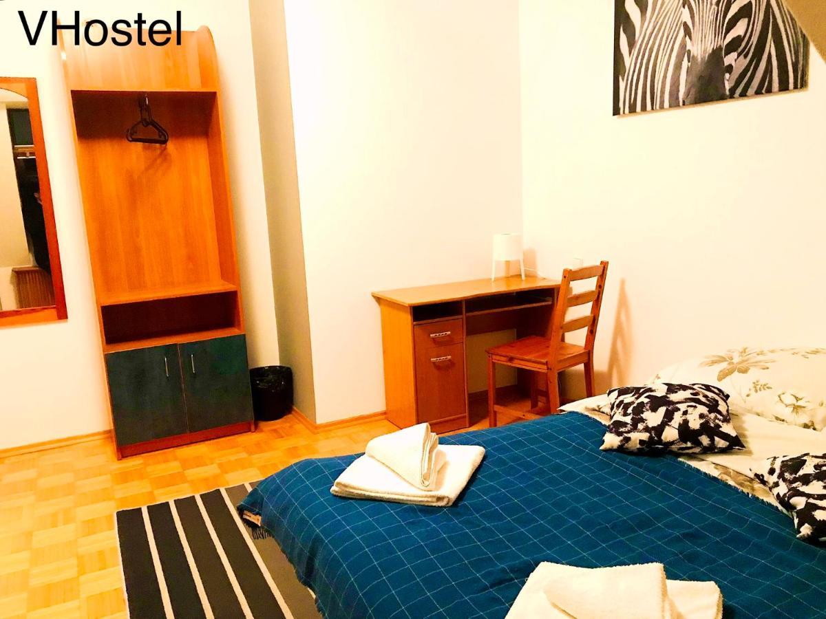 V Hostel Варшава Екстериор снимка