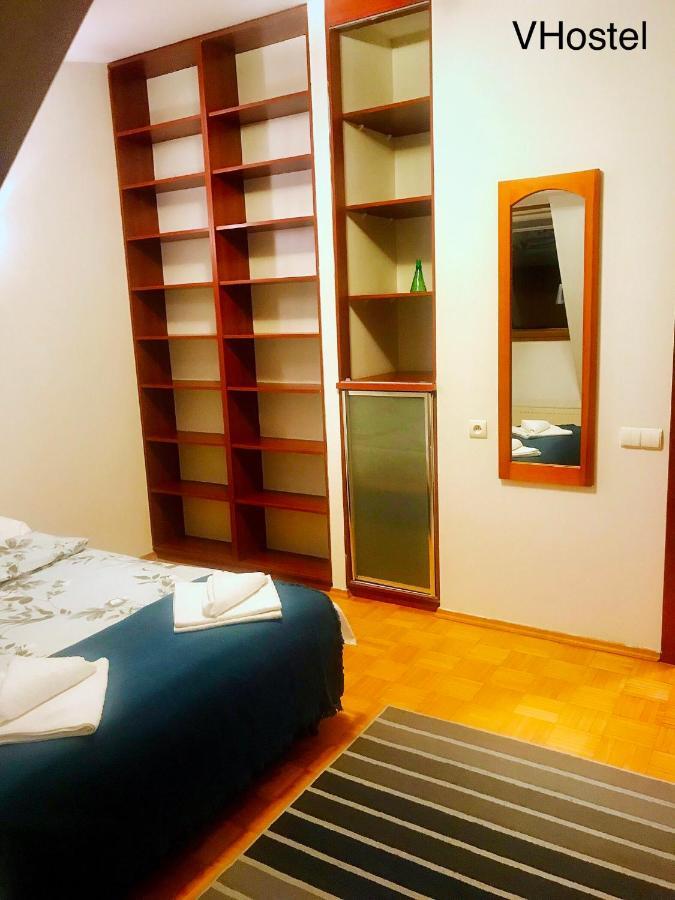 V Hostel Варшава Екстериор снимка
