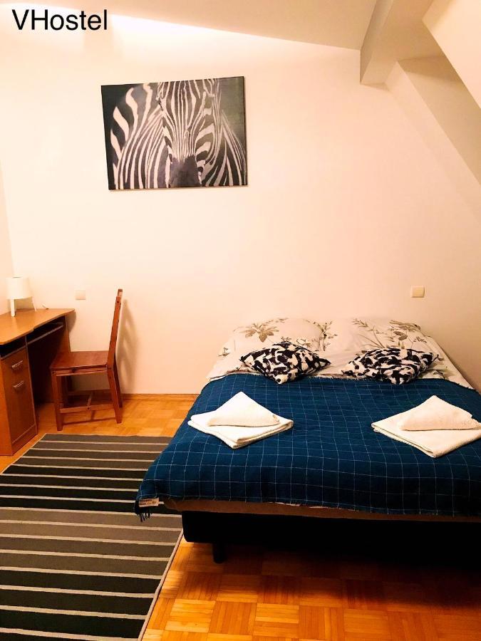 V Hostel Варшава Екстериор снимка