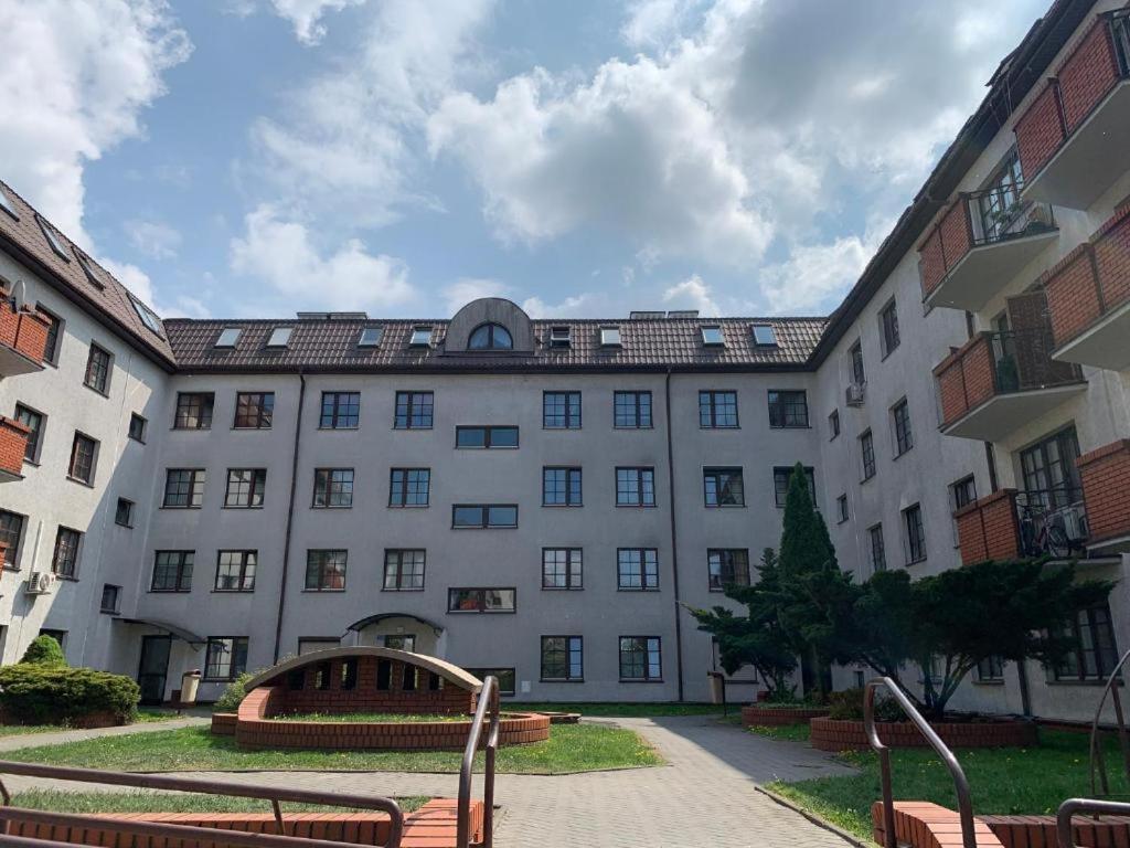 V Hostel Варшава Екстериор снимка